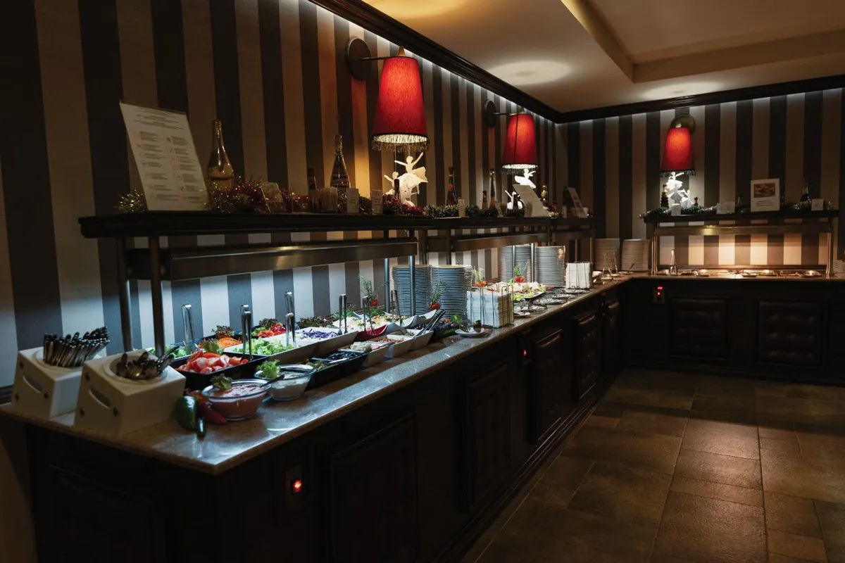 restaurant3.jpg